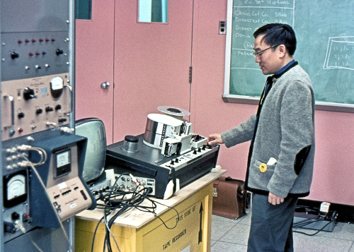 Allen Yen with Ampex Vr660 at Prince Albert Radar Lab, February 1968