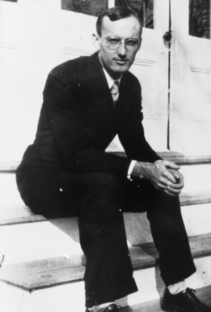 Karl Jansky on steps of his home, 1928
